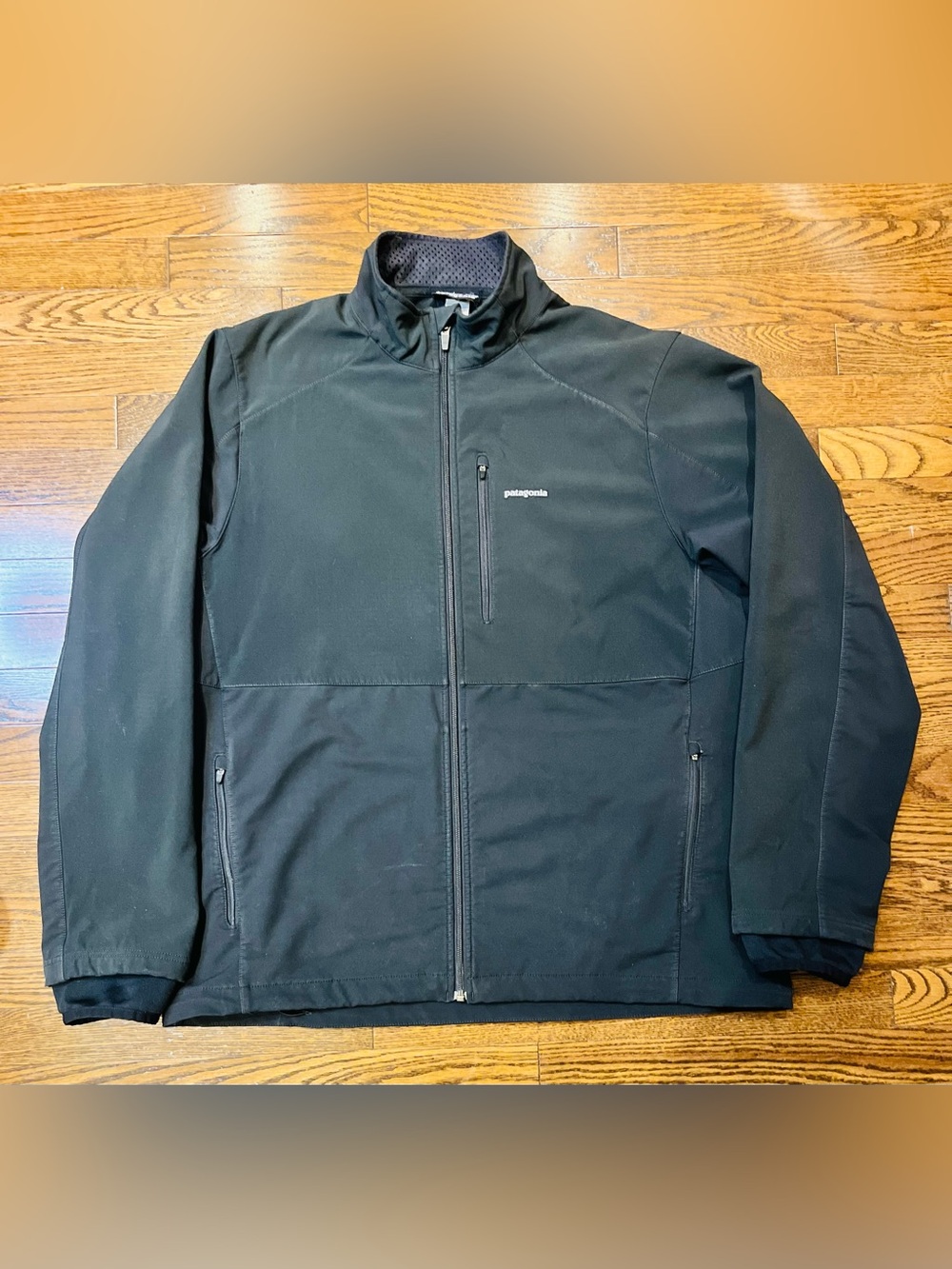 Patagonia Men’s Black Lightweight Softshell Jacket